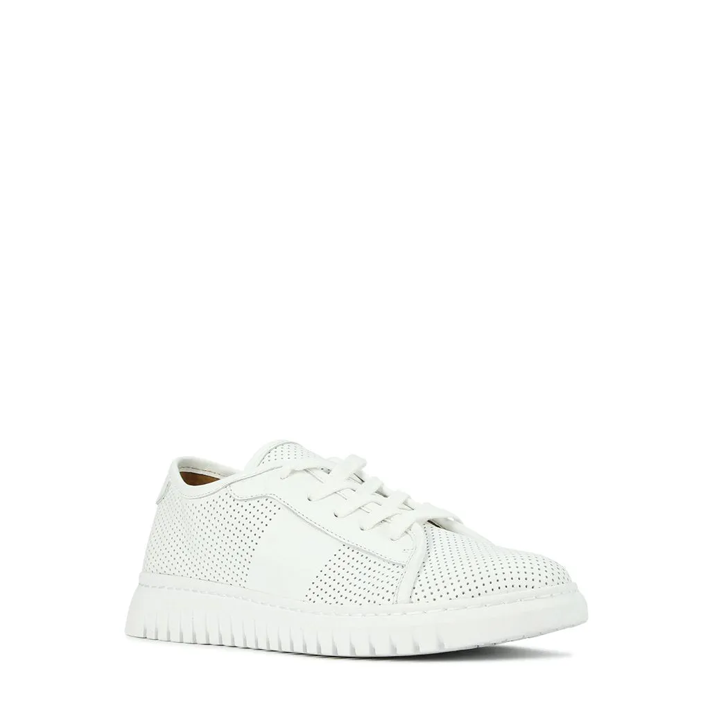 Classie Leather Low Sneakers