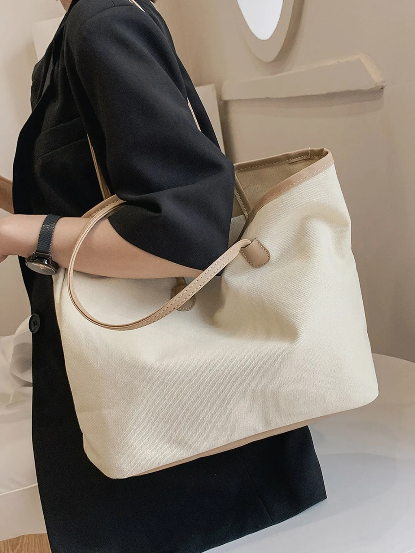 Contrast Binding Tote Bag