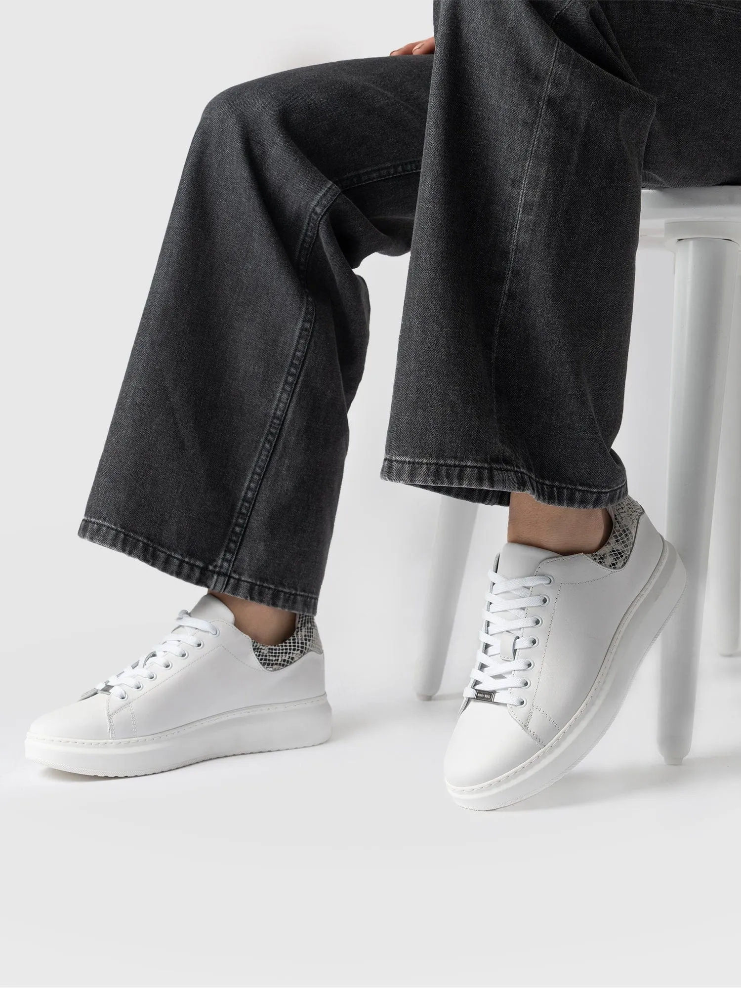 Hampstead Trainer - Snake