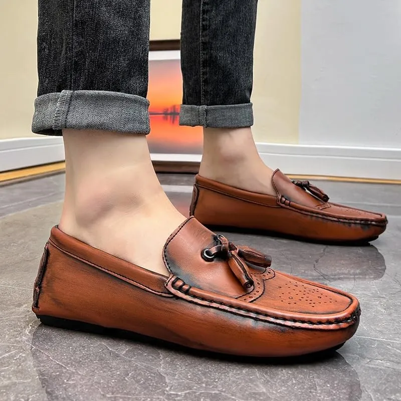 Men's Loafers Round Toe Vegan Leather Brogue Embossed with Tassel Driving Loafers Flexible Lightweight Comfortable Outdoor Slip On