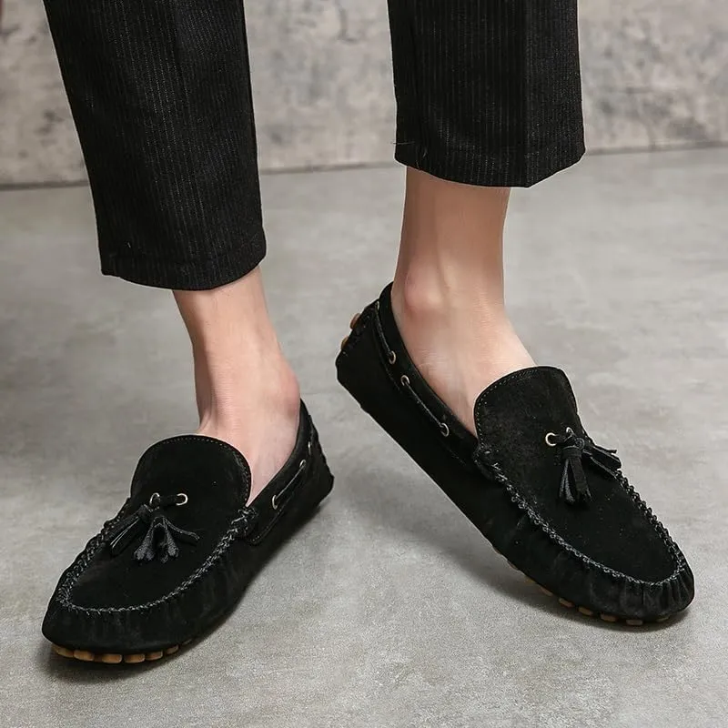 Men's Loafers Shoes Solid Color Round Toe Suede Vamp Tassel Driving Shoes Comfortable Slip Resistant Anti-Slip Fashion Slip-on