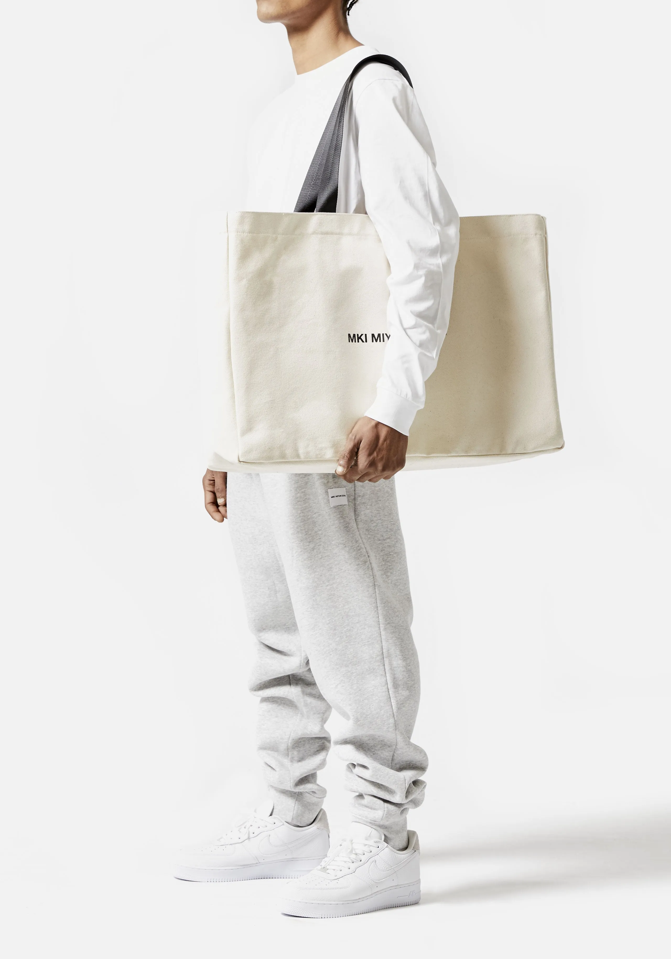 MKI CANVAS WEEKEND TOTE BAG