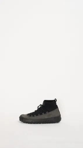 Vibram Wrap-On Sneakers in Asphalt