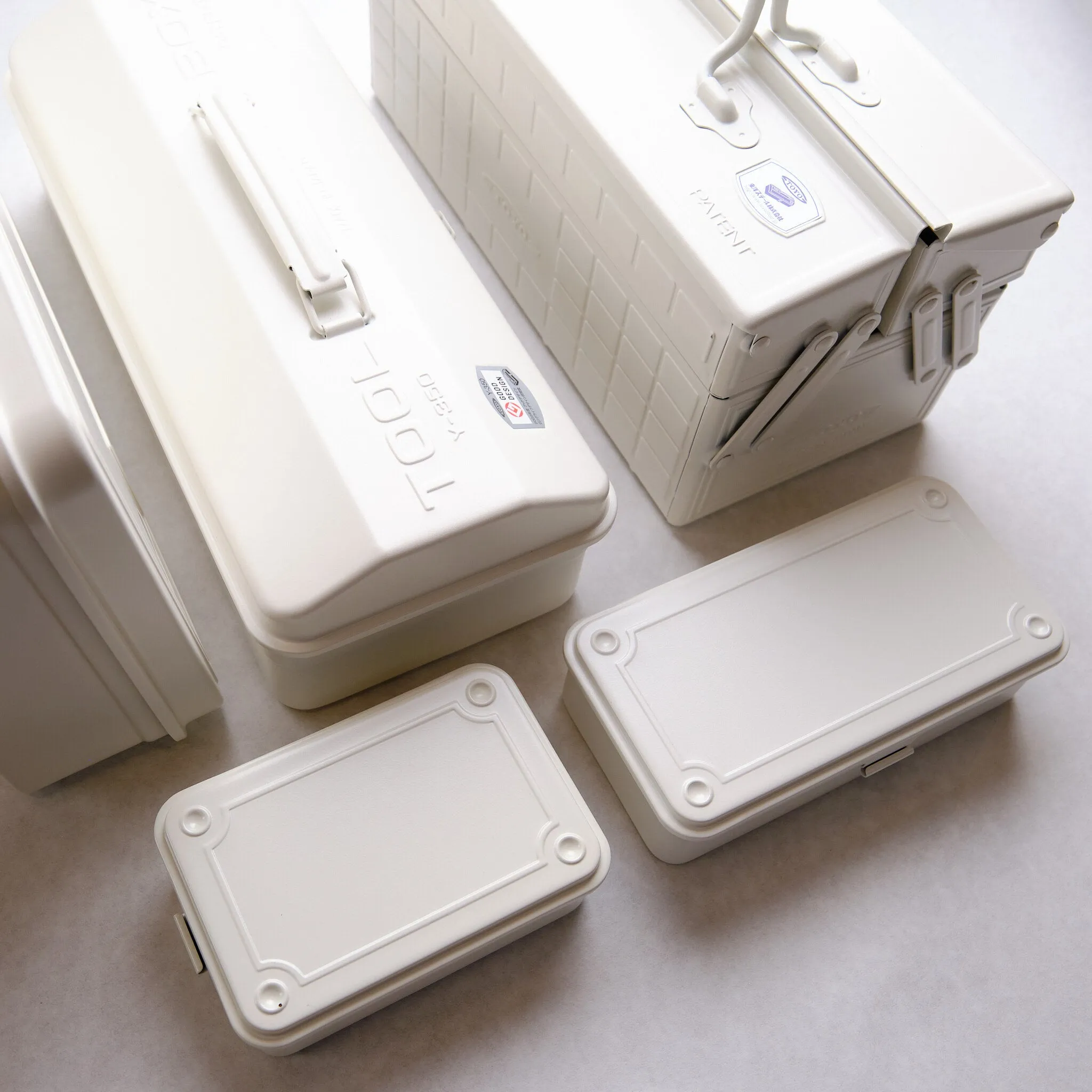 White Toyo Steel Bundle